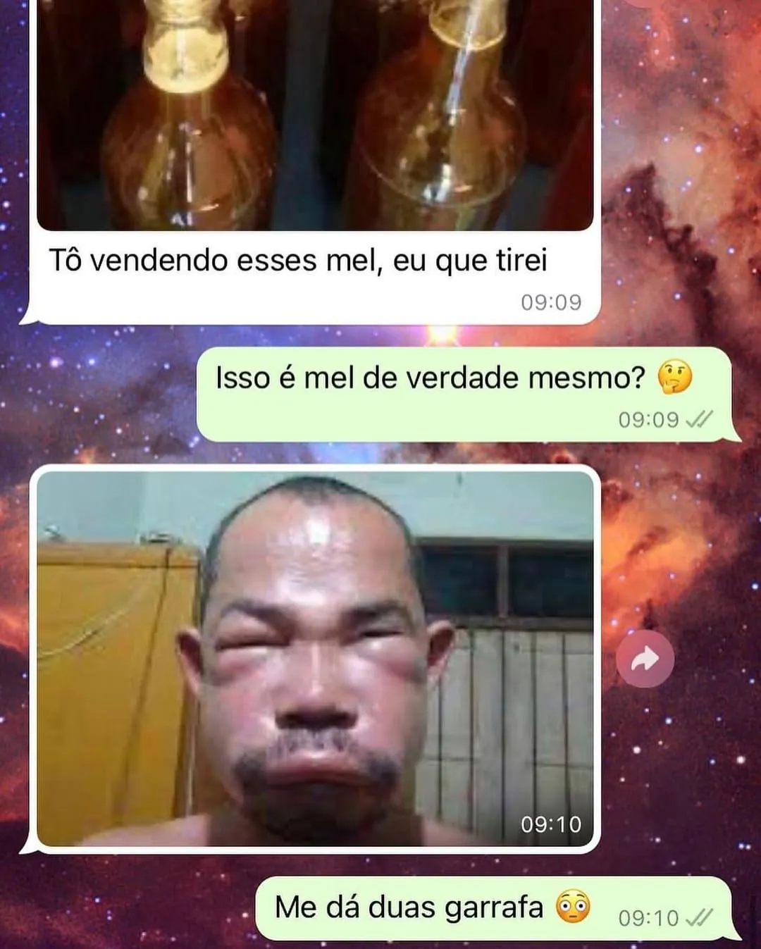 Meme de comprar mel de verdade: vendedor mostra o rosto inchado e cliente pede duas garrafas.
