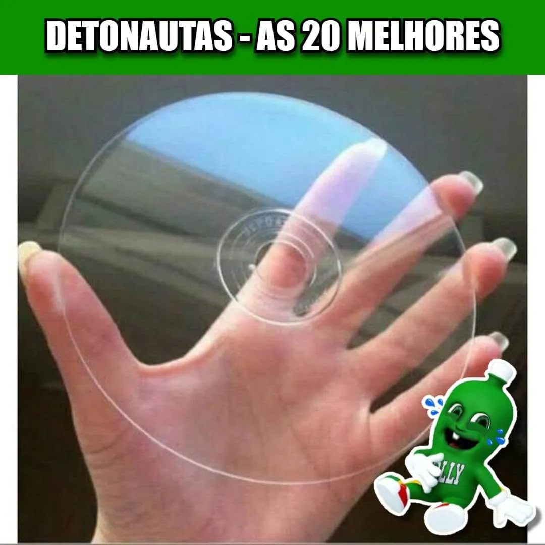 Meme de mão com unhas gigantes segurando um CD transparente, com personagem verde rindo ao lado.