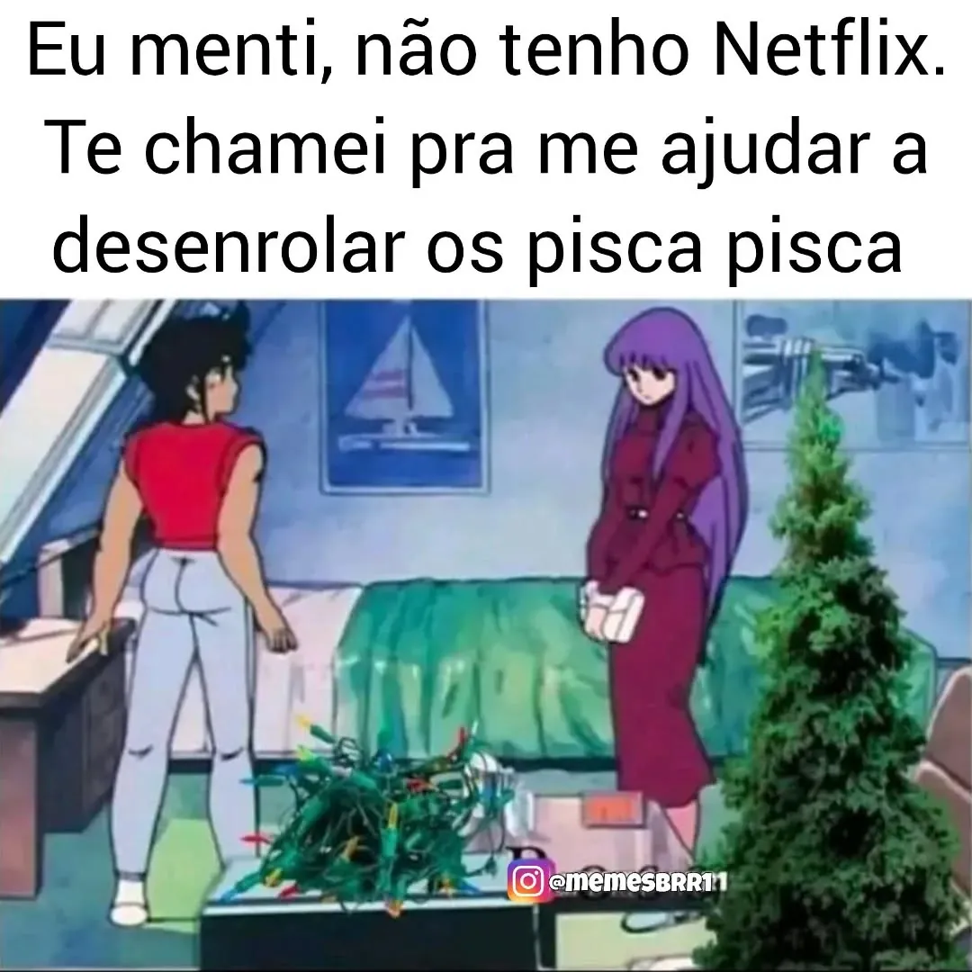 Meme de duas pessoas diante de uma árvore de Natal com pisca-pisca enrolado para desenrolar sem Netflix.