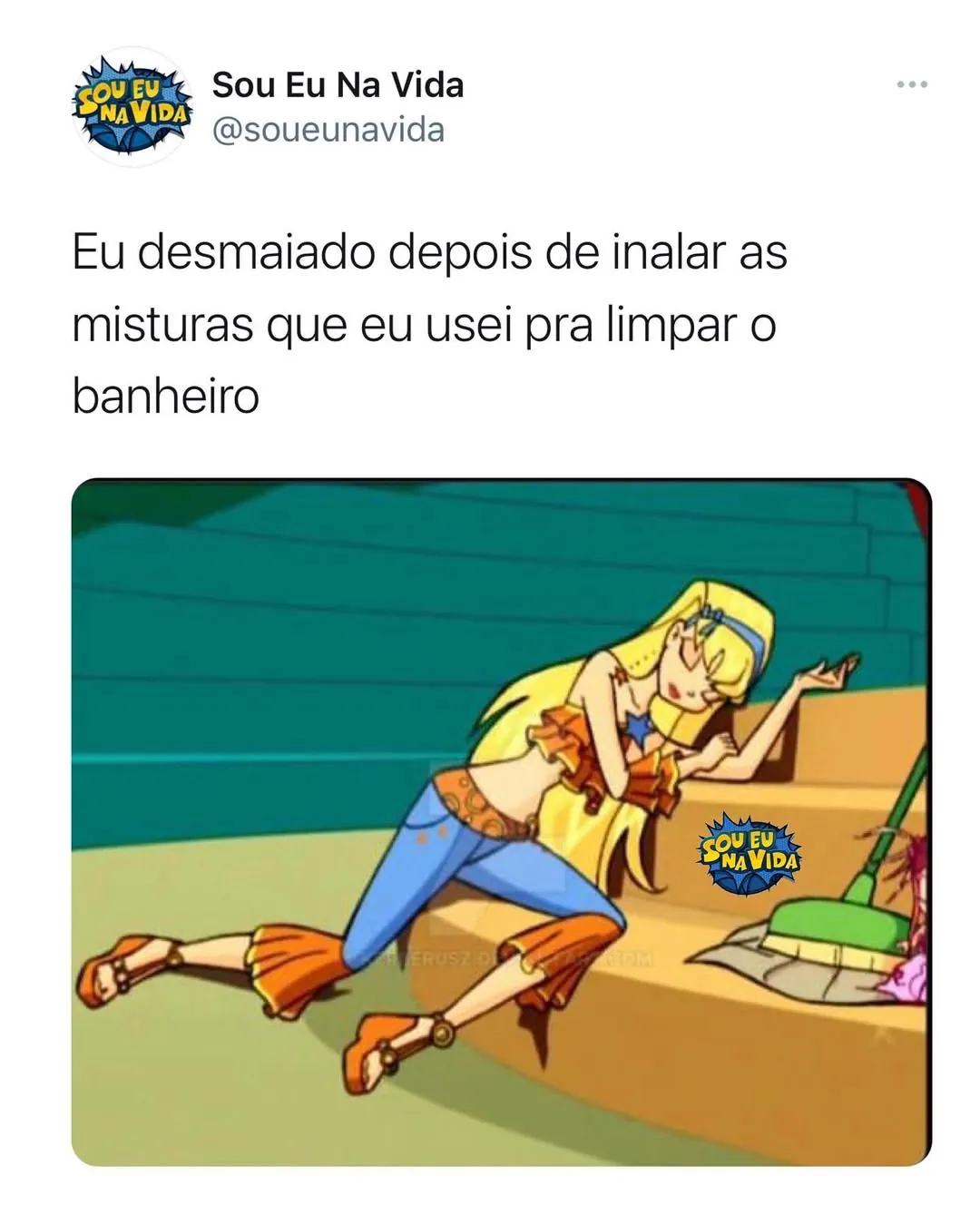 Meme de personagem loira desmaiada após inalar mistura de produtos de limpeza no banheiro